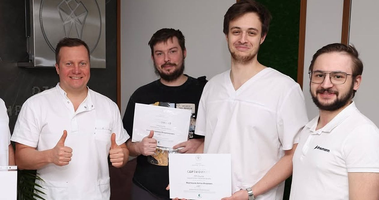 Мартюшов Антон Игоревич в клинике ARTDENT